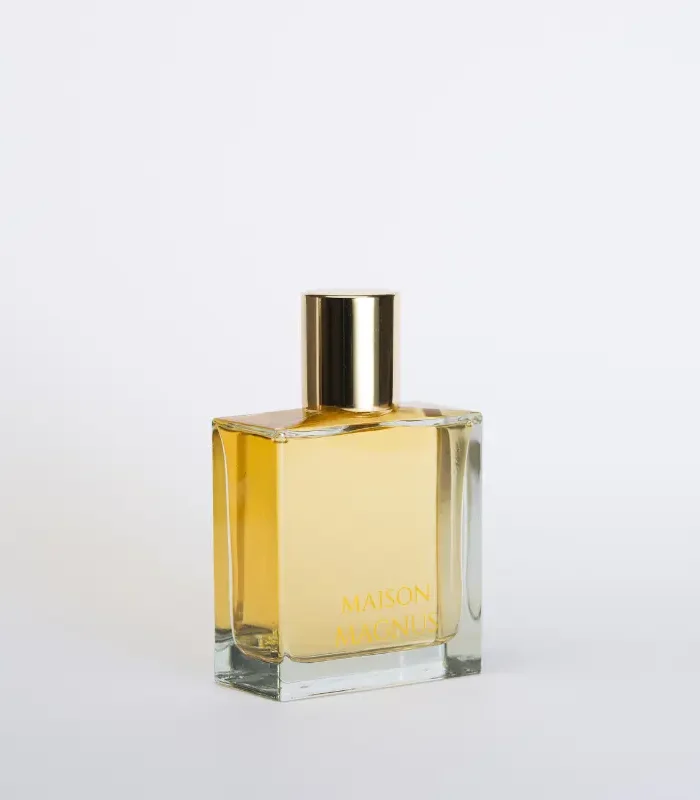 rituel de départ, eau de parfum d'intérieur éternel pour homme de maison magnus, parfums haut de gamme élaborés à Grasse.