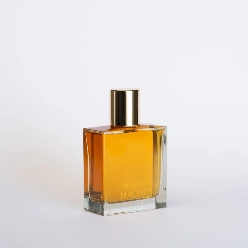 rituel de départ, eau de parfum d'intérieur éternelle pour femme de maison magnus, parfums haut de gamme élaborés à Grasse.